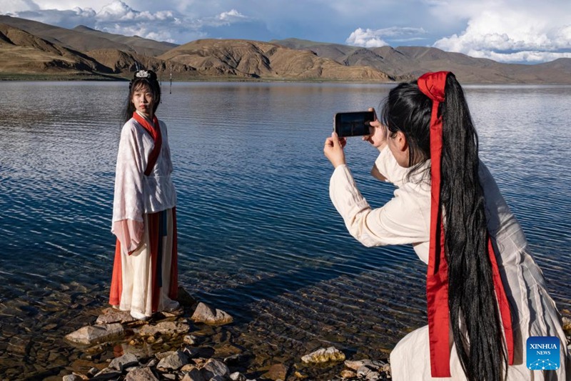 Habari Picha: Mandhari ya Ziwa Yamdrok katika Mji wa Shannan, Mkoa wa Tibet, China