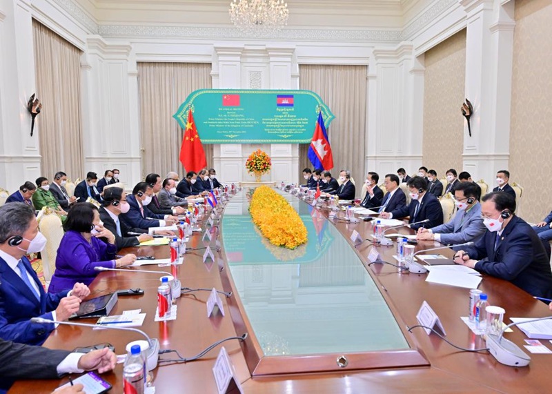 Waziri Mkuu wa China afanya mazungumzo na Waziri Mkuu wa Cambodia kuhusu kuimarisha ushirikiano wa pande mbili