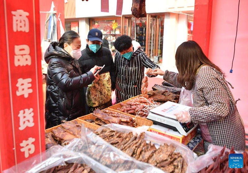 Masoko Muhimu ya Mwaka Mpya wa Jadi wa China yashuhudia pilika nyingi huko Xi 'an, Kaskazini Magharibi mwa China