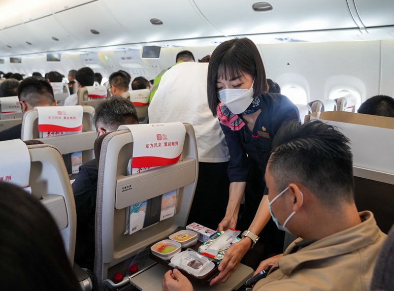 Ndege ya C919 ambayo ni ya kwanza kuundwa na China yaanza kufanya kazi kibiashara