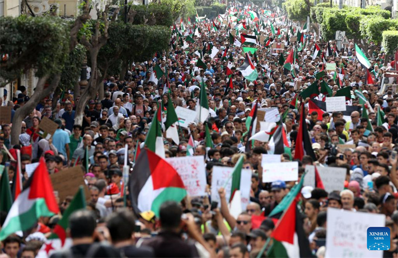Makumi ya maelfu ya Waalgeria waandamana kulaani mashambulizi ya Israel dhidi ya?Gaza