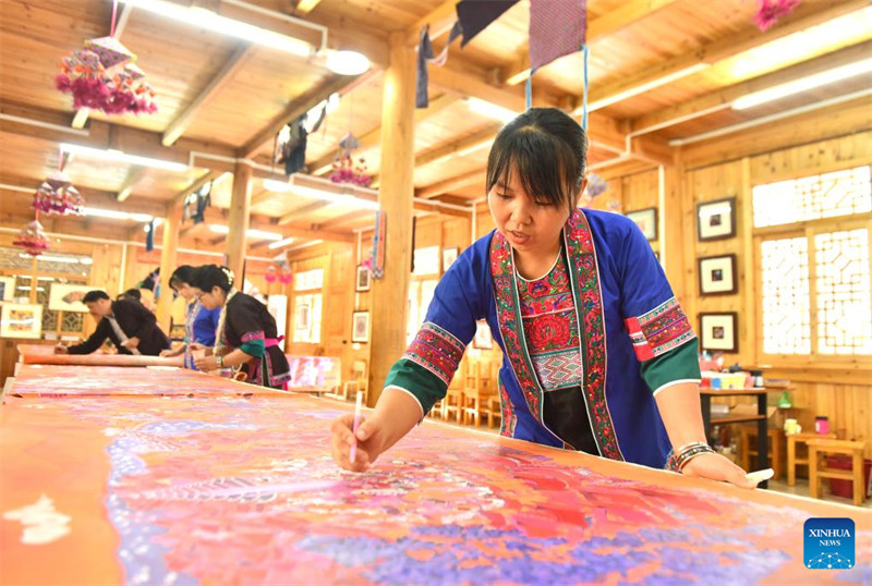 Katika picha: Michoro ya mkulima wa Sanjiang katika Mkoa?wa Guangxi, China