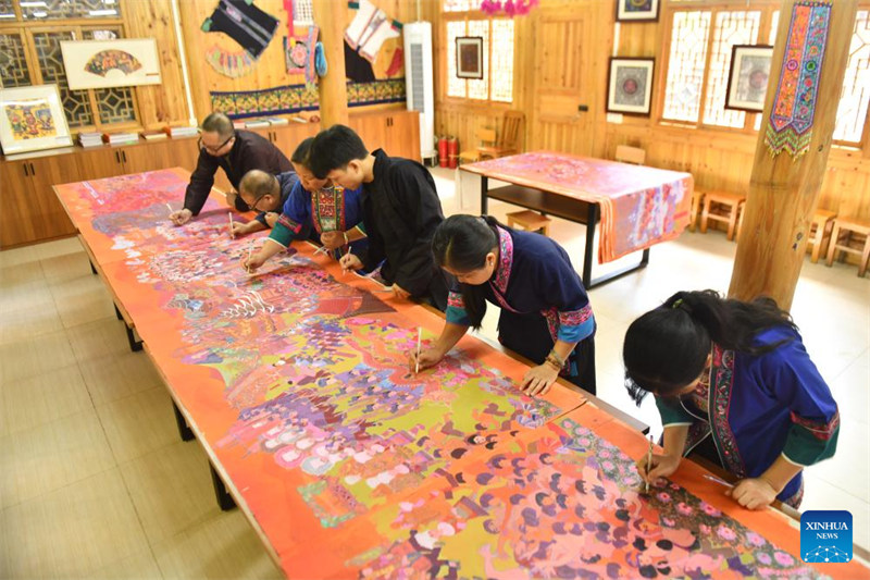Katika picha: Michoro ya mkulima wa Sanjiang katika Mkoa?wa Guangxi, China