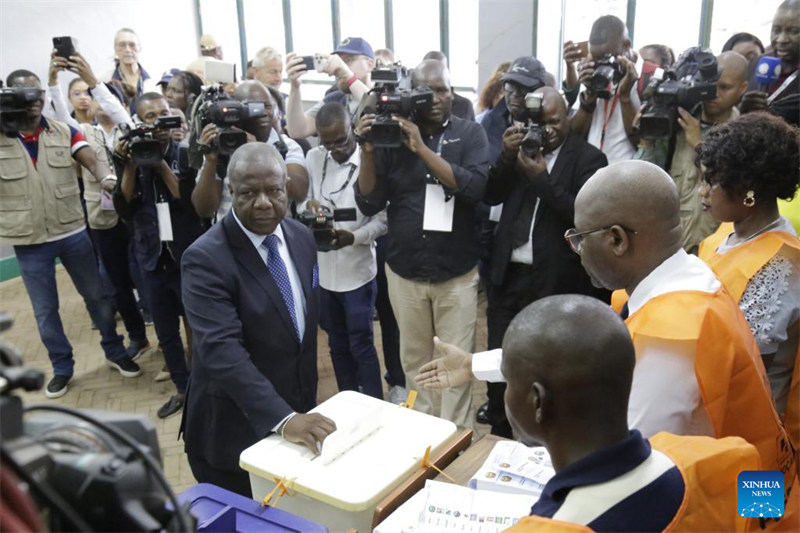 Wamsumbiji wapigia kura kuchagua viongozi wapya