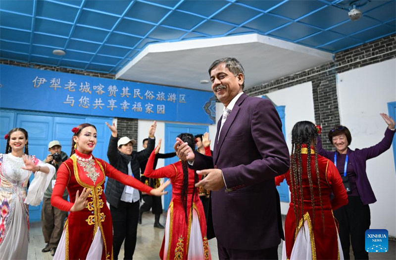 Watu wanaohudhuria?Mkutano wa Kilele wa 6 wa Vyombo vya Habari Duniani watembelea Xinjiang