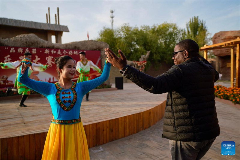 Watu wanaohudhuria?Mkutano wa Kilele wa 6 wa Vyombo vya Habari Duniani watembelea Xinjiang