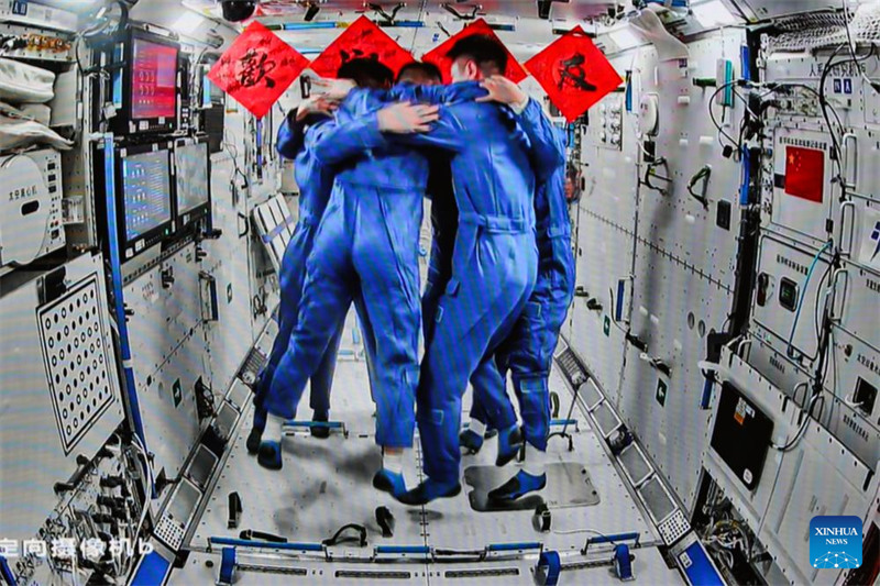 Wanaanga wa China?wa chombo cha Shenzhou-19 waingia kwenye kituo cha anga ya juu