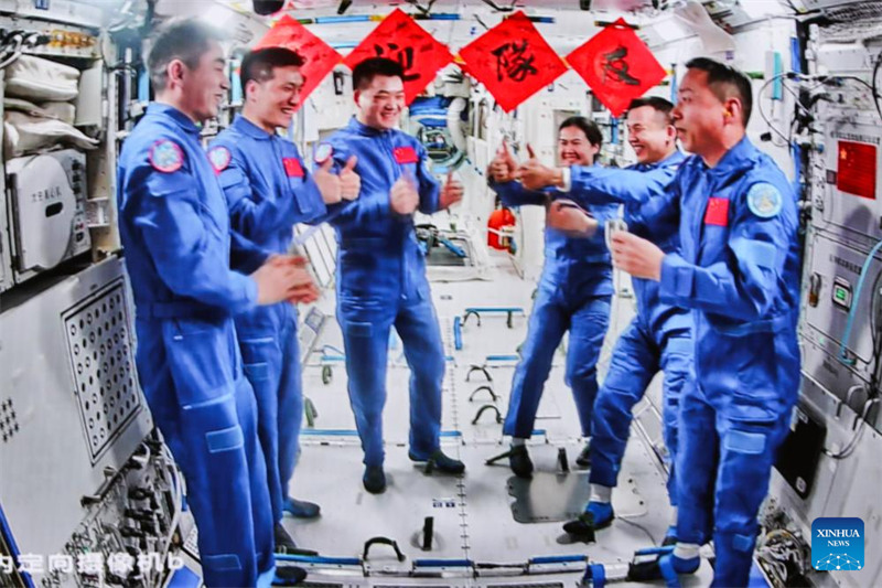 Wanaanga wa China?wa chombo cha Shenzhou-19 waingia kwenye kituo cha anga ya juu