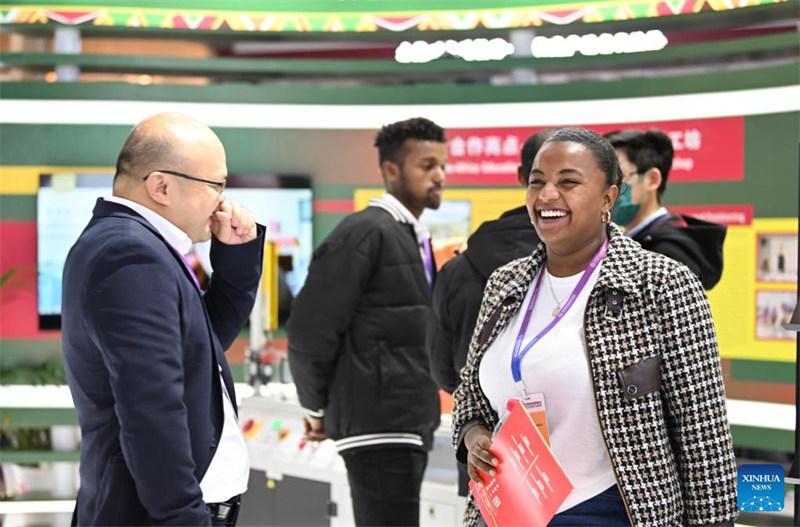 Msichana wa Ethiopia mwenye umri wa miaka 24 apata ujuzi wa ufundi mjini?Tianjin, China