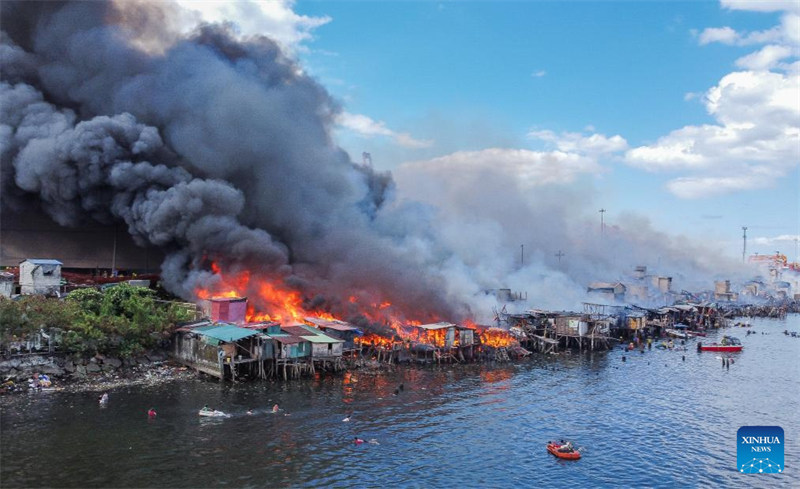 Moto mkubwa katika mji mkuu wa Ufilipino, Manila wasababisha familia 2,000 kupoteza makazi