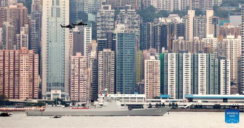 Manowari za Kikosi?cha Majini cha Jeshi la Ukombozi wa Umma la China?(PLA) zatembelea Hong Kong