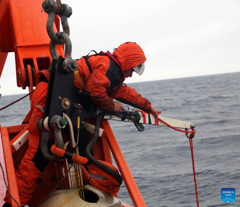 Meli ya kupasua barafu ya China, Xuelong-2 yafanya uchunguzi wa mfumo wa ikolojia baharini katika Bahari ya Amundsen