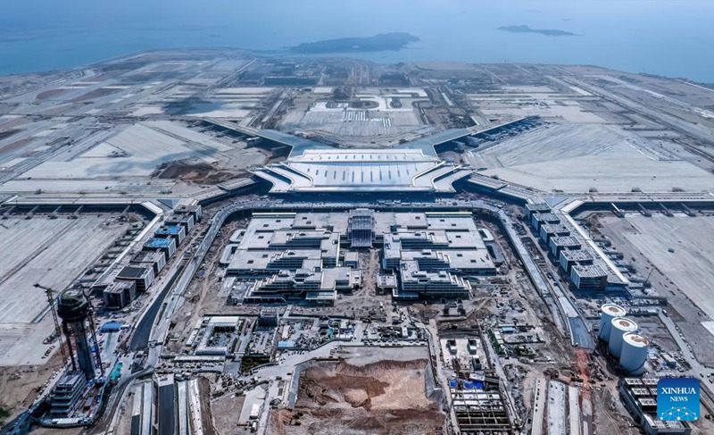 Picha iliyopigwa tarehe 9 Juni 2025 ikionyesha eneo la ujenzi wa Uwanja wa Ndege wa Kimataifa wa Xiang'an mjini Xiamen, Mkoani Fujian, kusini mashariki mwa China. (Xinhua/Wei Peiquan)